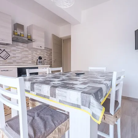 Apartmán Damilhouse 4 *