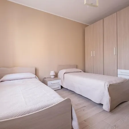 Apartment Damilhouse 4 *